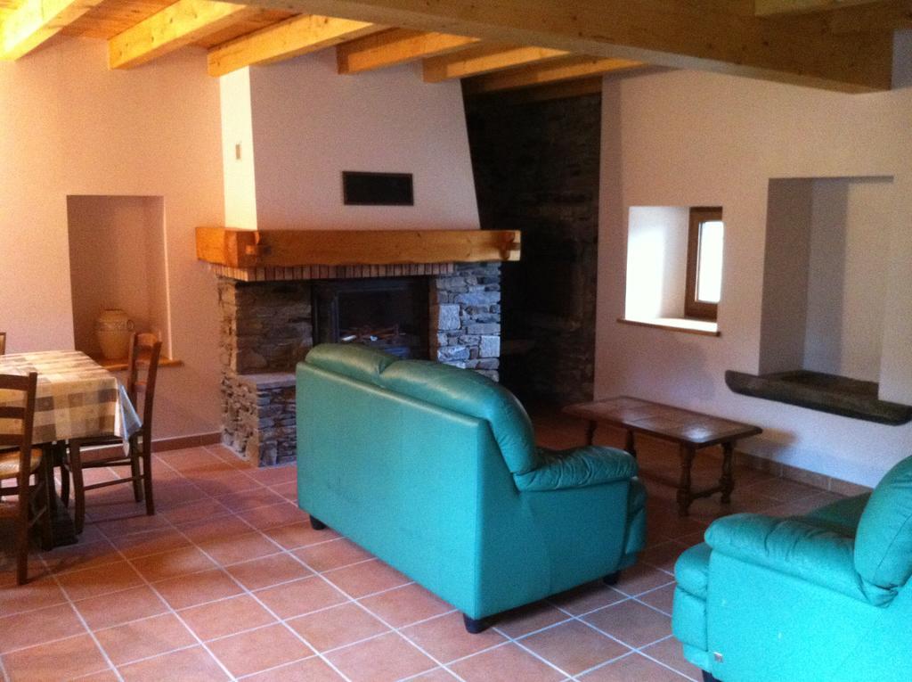 Maison De Caractere En Pierre Cal Batlle Saint-Pierre-dels-Forcats Luaran gambar